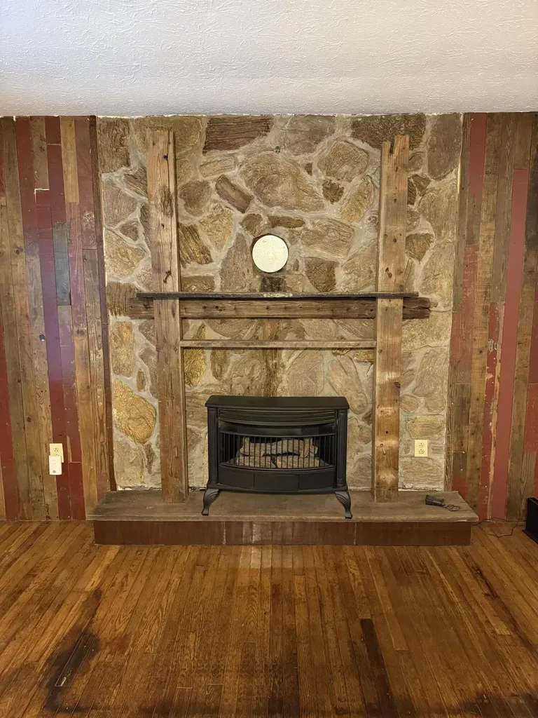 268 State Highway 290 Mckee KY 40447