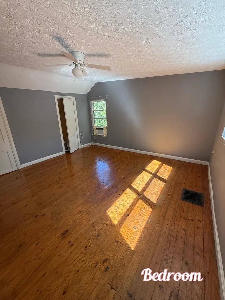 268 State Highway 290 Mckee KY 40447