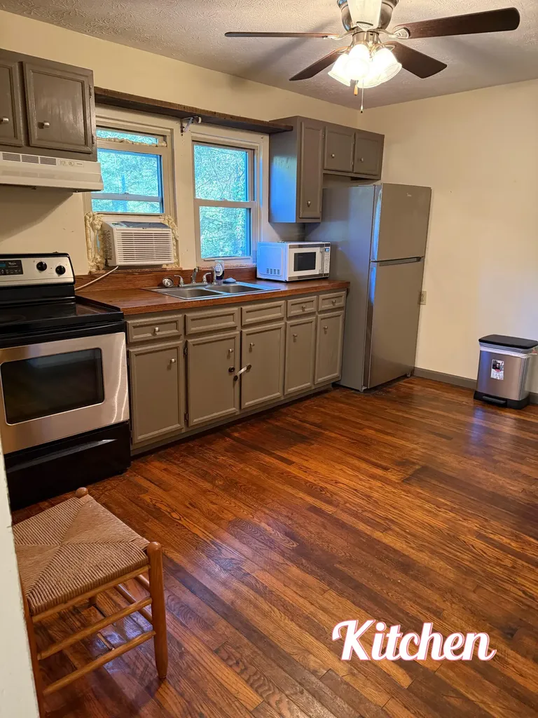 268 State Highway 290 Mckee KY 40447