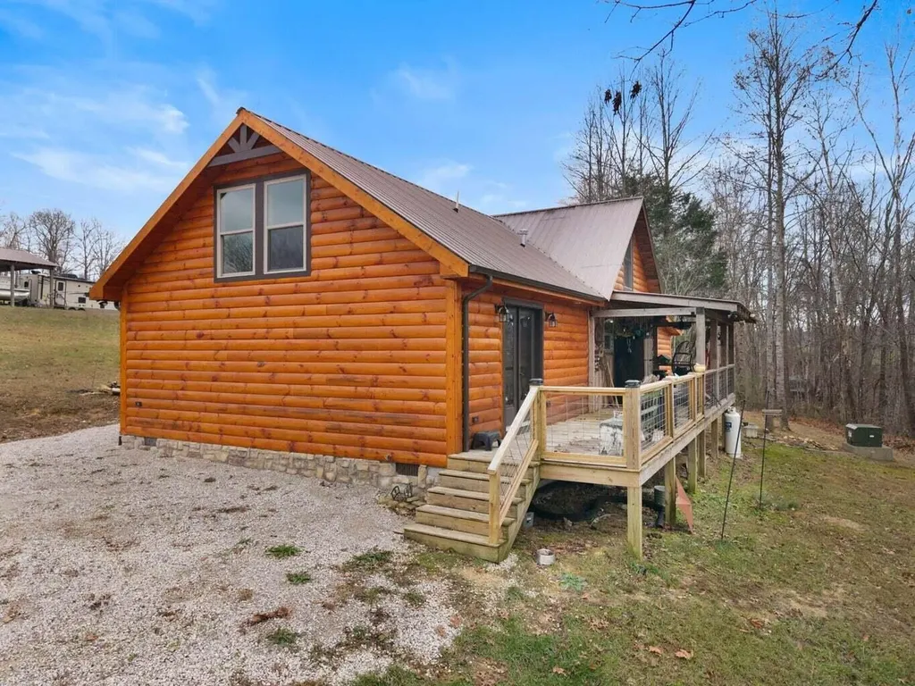 501 Baker Barr Road Beattyville KY 41311