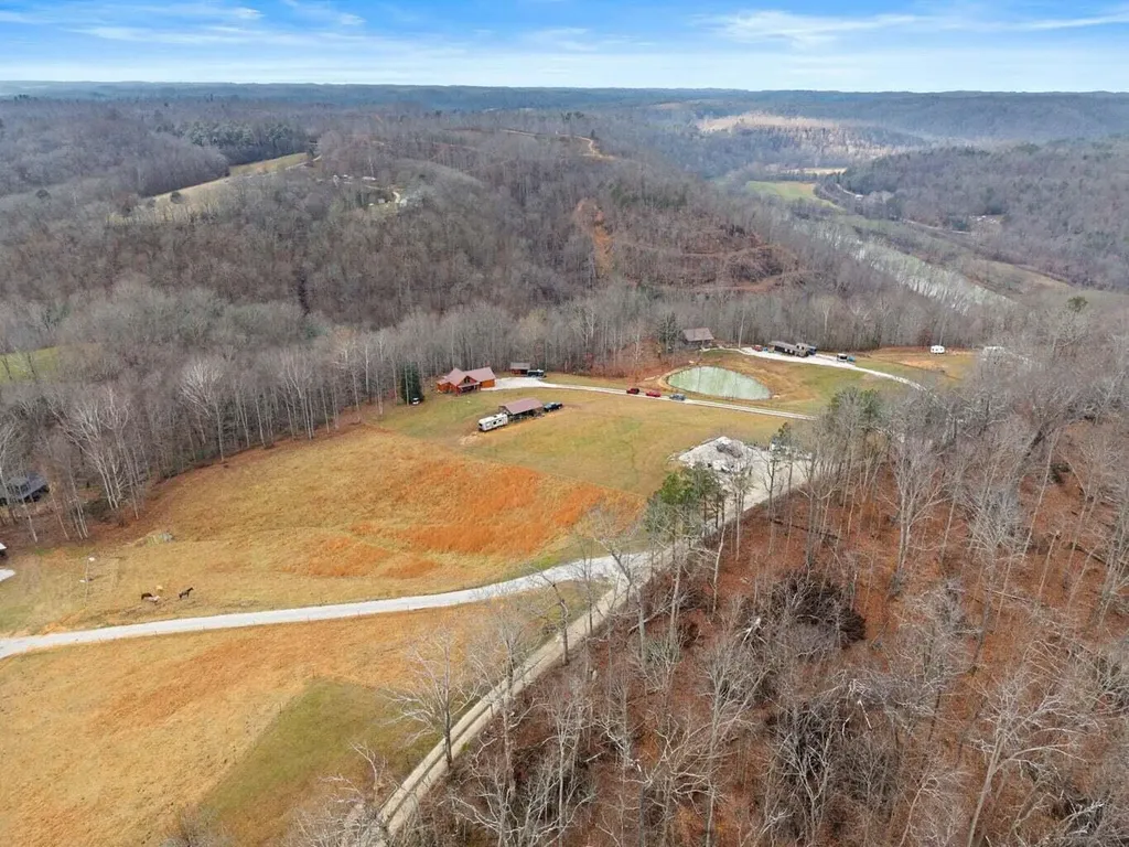 501 Baker Barr Road Beattyville KY 41311