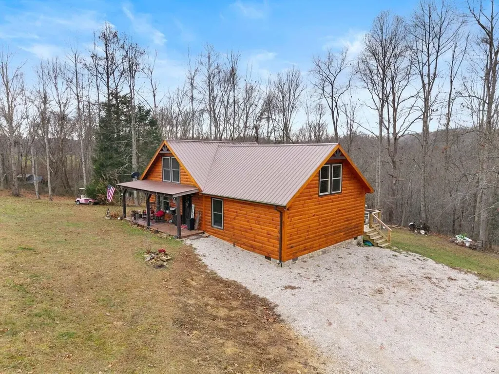 501 Baker Barr Road Beattyville KY 41311