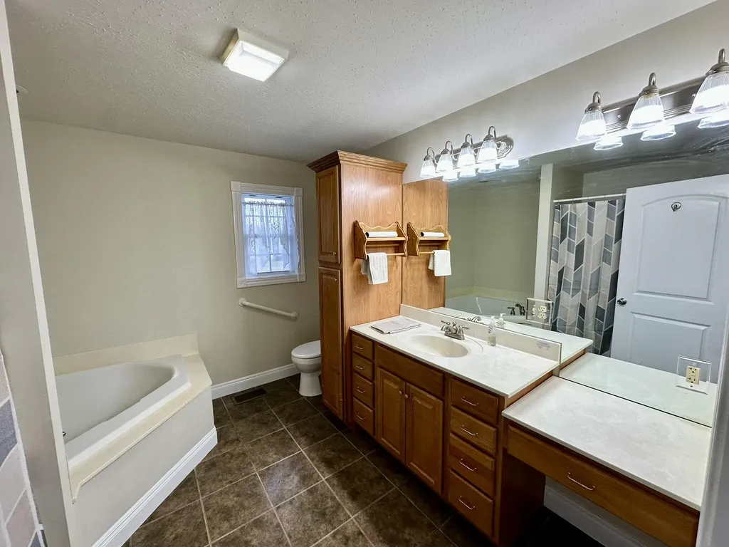 260 Key Highway 643 Waynesburg KY 40489