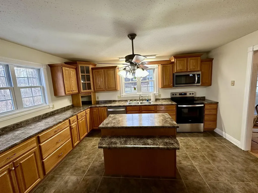 260 Key Highway 643 Waynesburg KY 40489