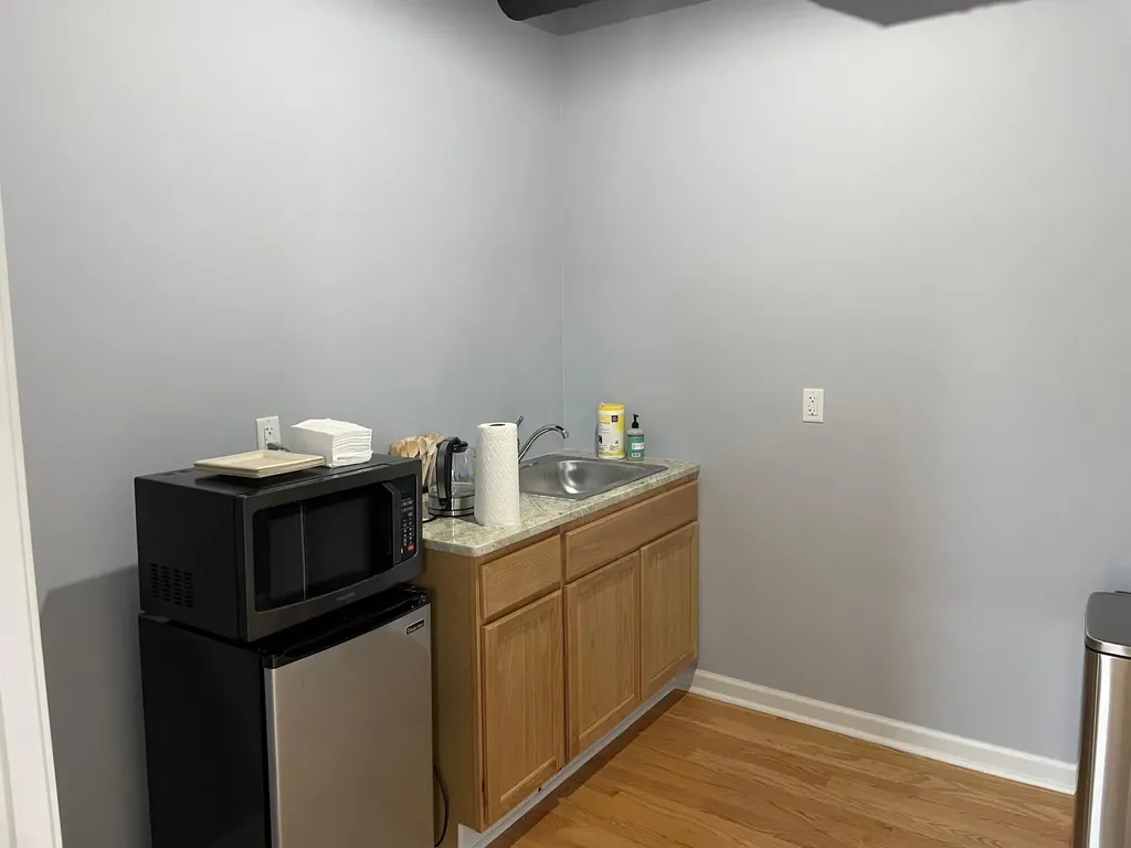 161 Limestone Lexington KY 40507
