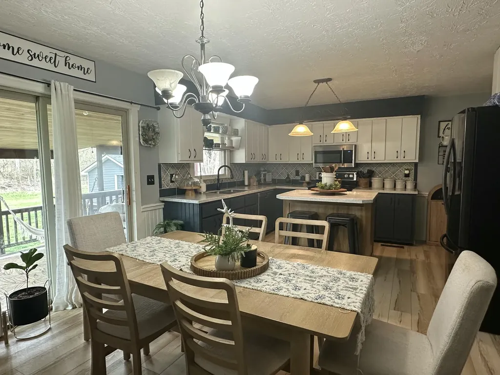 2461 John Watts Road Nicholasville KY 40356