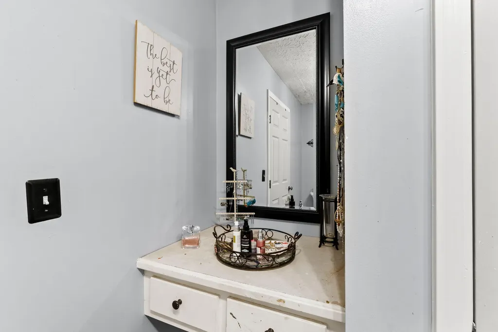 2461 John Watts Road Nicholasville KY 40356