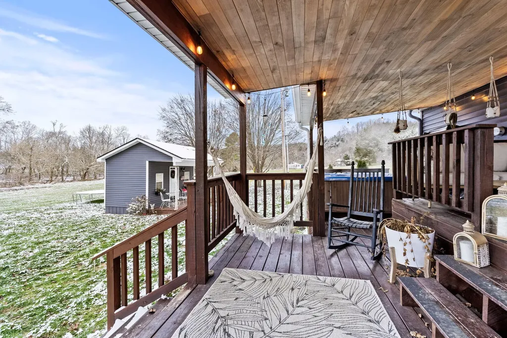 2461 John Watts Road Nicholasville KY 40356