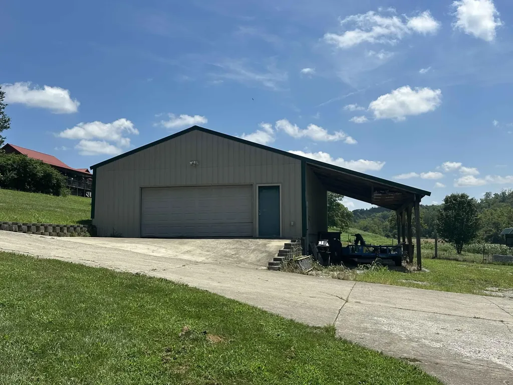 2461 John Watts Road Nicholasville KY 40356