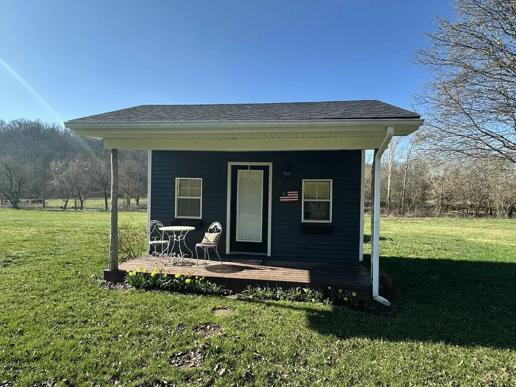2461 John Watts Road Nicholasville KY 40356
