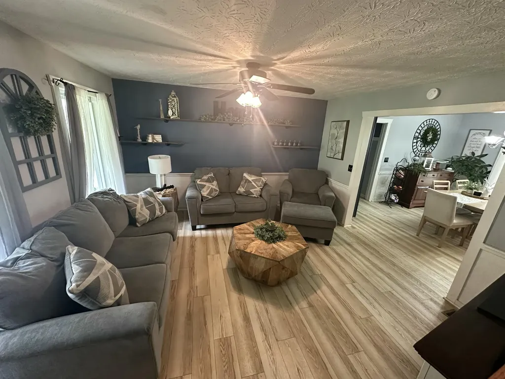 2461 John Watts Road Nicholasville KY 40356
