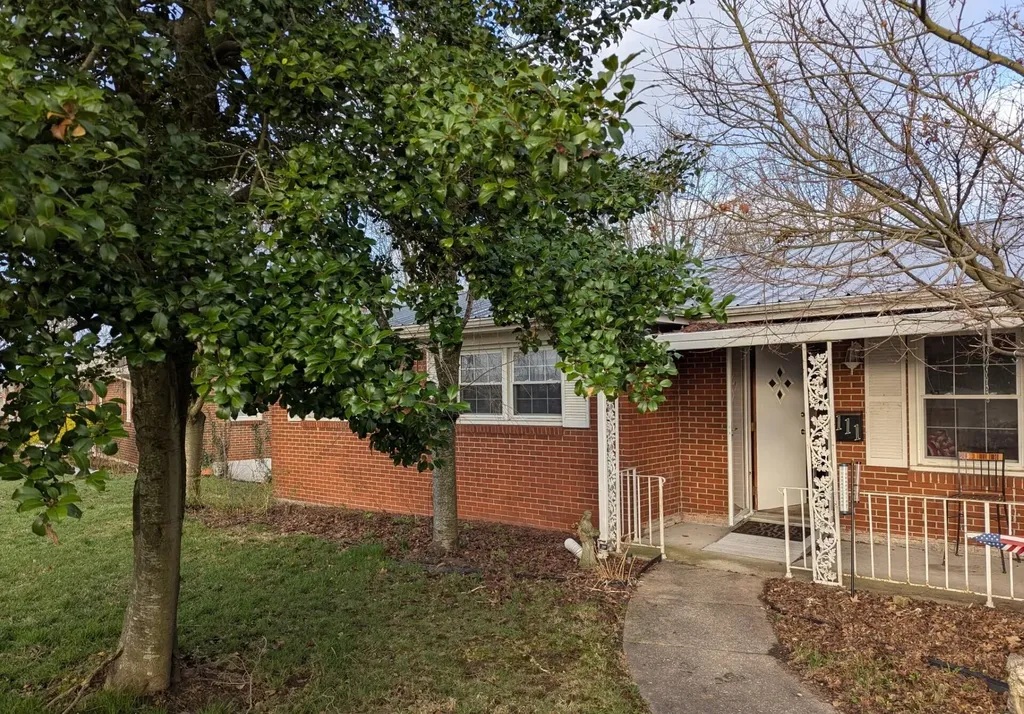 111 N Porter Drive Richmond KY 40475