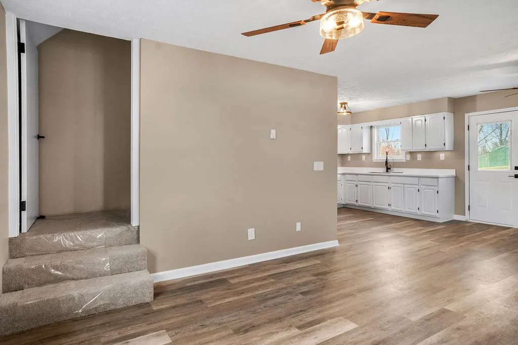 800 Pine Hill Road Jeffersonville KY 40337
