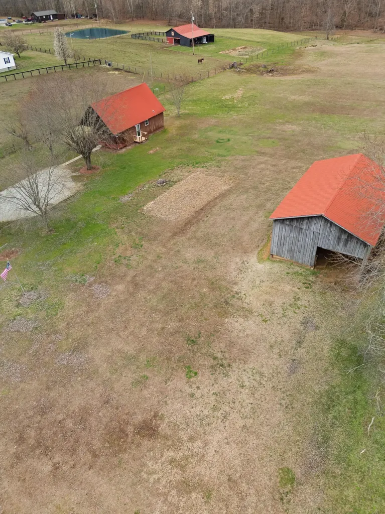 800 Pine Hill Road Jeffersonville KY 40337