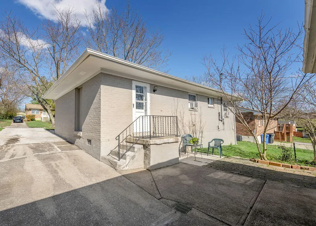 1312 Jannelle Court Lexington KY 40517