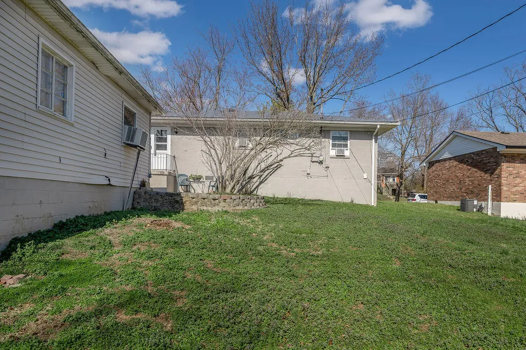 1312 Jannelle Court Lexington KY 40517