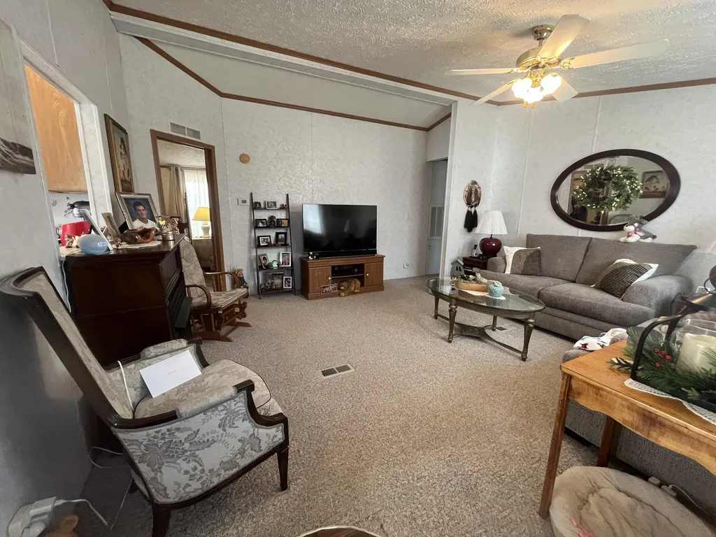 3275 Chance Road Columbia KY 42728