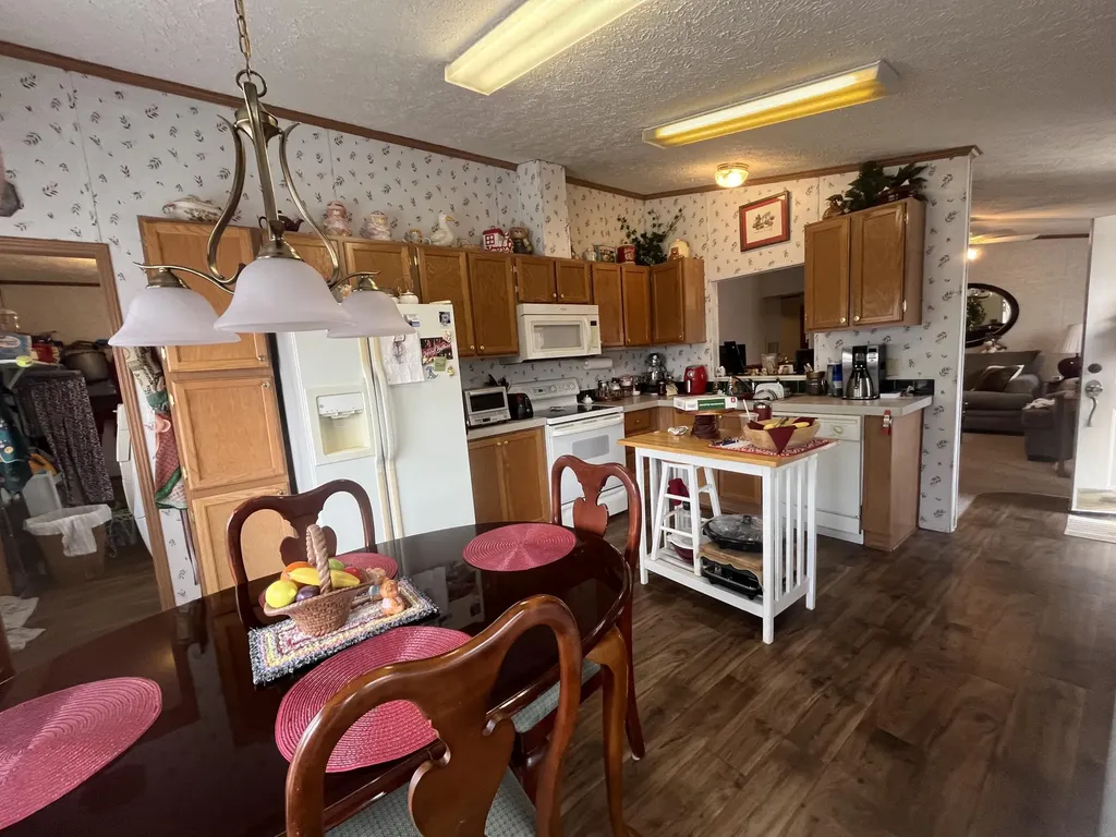 3275 Chance Road Columbia KY 42728