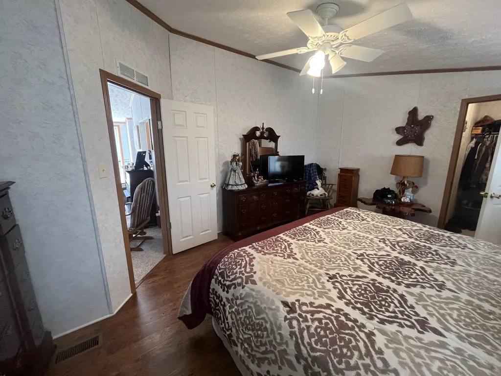 3275 Chance Road Columbia KY 42728