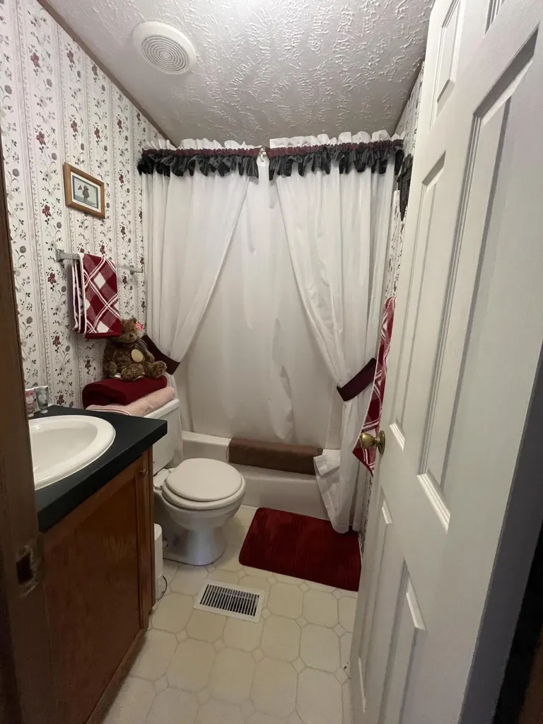 3275 Chance Road Columbia KY 42728