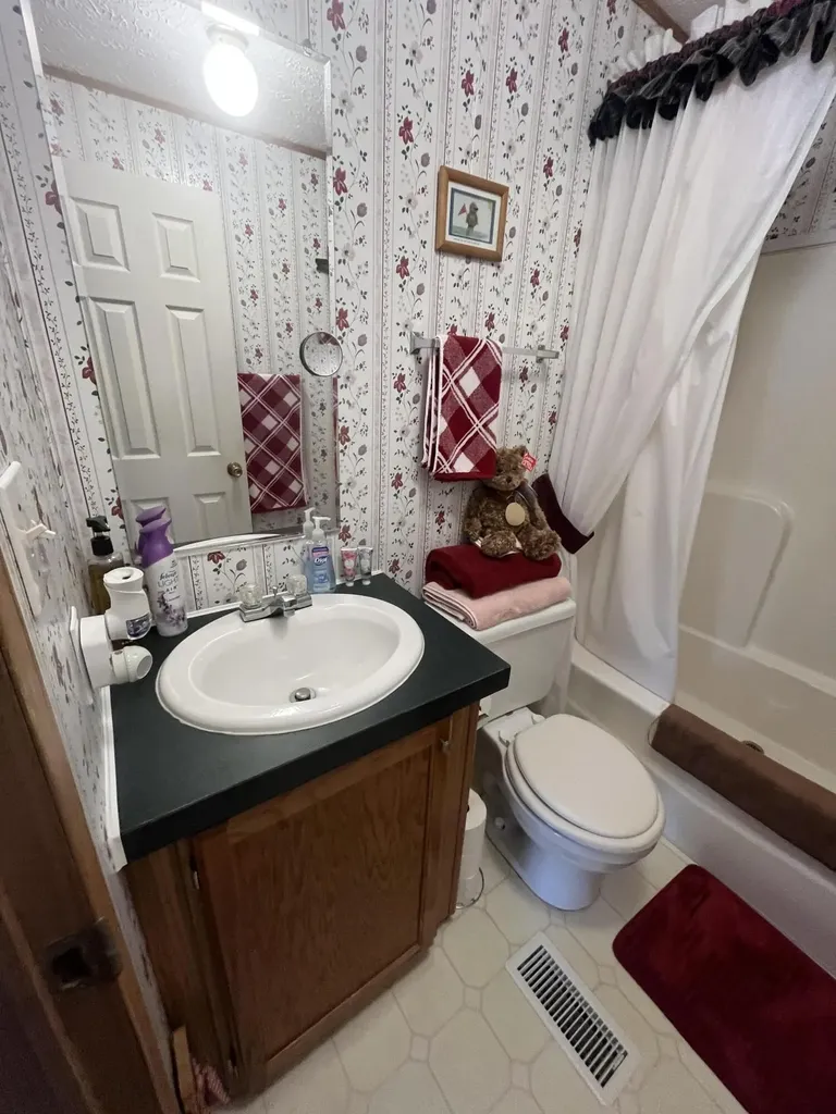 3275 Chance Road Columbia KY 42728