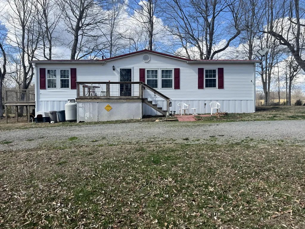 3275 Chance Road Columbia KY 42728