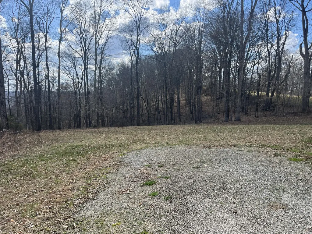 3275 Chance Road Columbia KY 42728