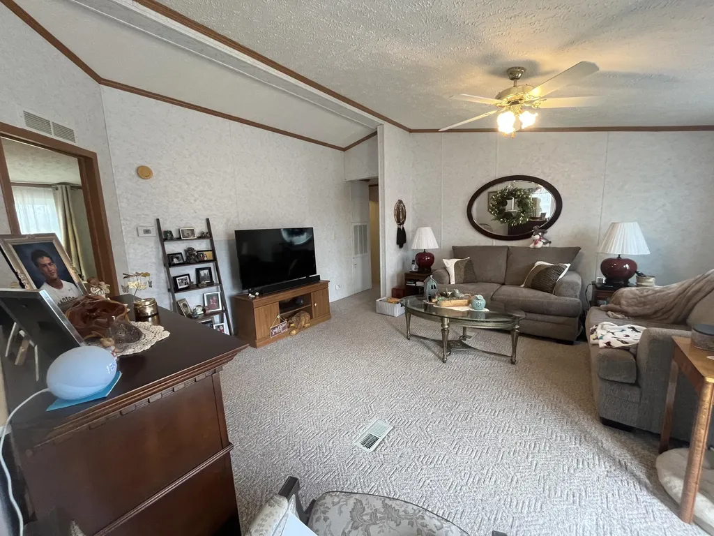 3275 Chance Road Columbia KY 42728