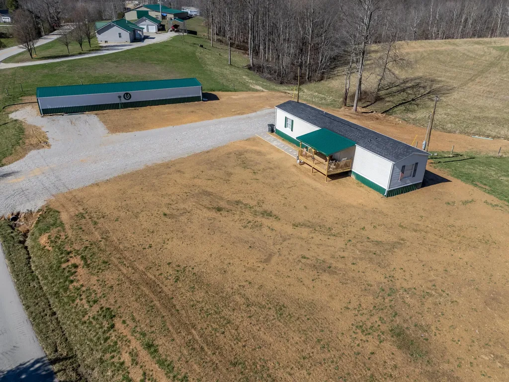 2029 Kentucky 1693 Wellington KY 40387