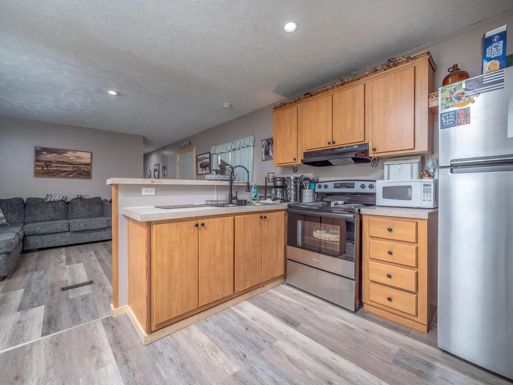 2029 Kentucky 1693 Wellington KY 40387