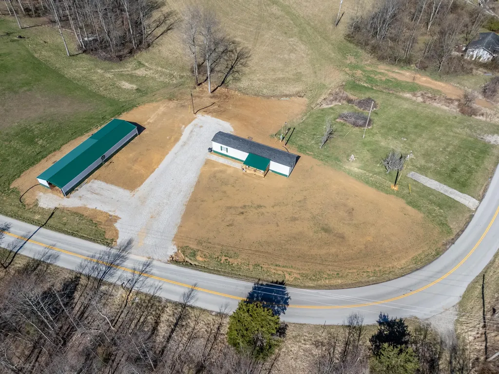 2029 Kentucky 1693 Wellington KY 40387