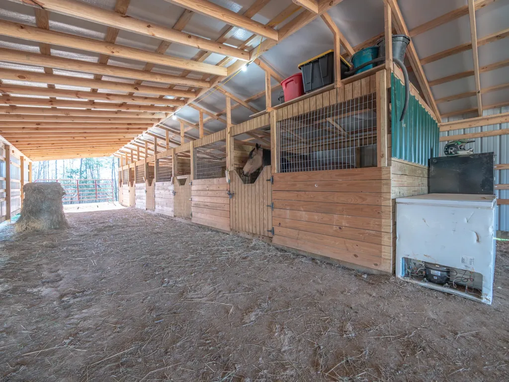 2029 Kentucky 1693 Wellington KY 40387