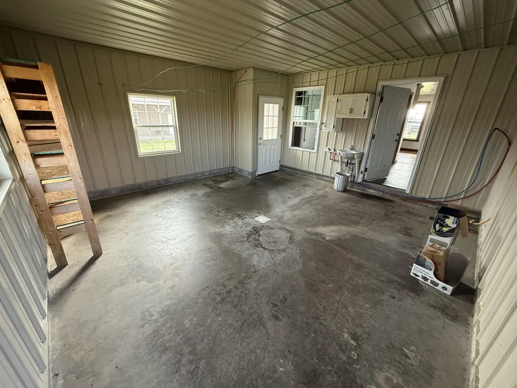 402 Allen Road Waynesburg KY 40489