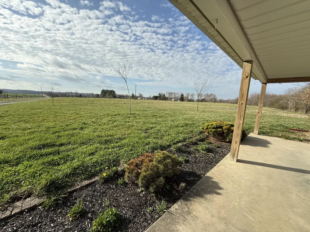 402 Allen Road Waynesburg KY 40489