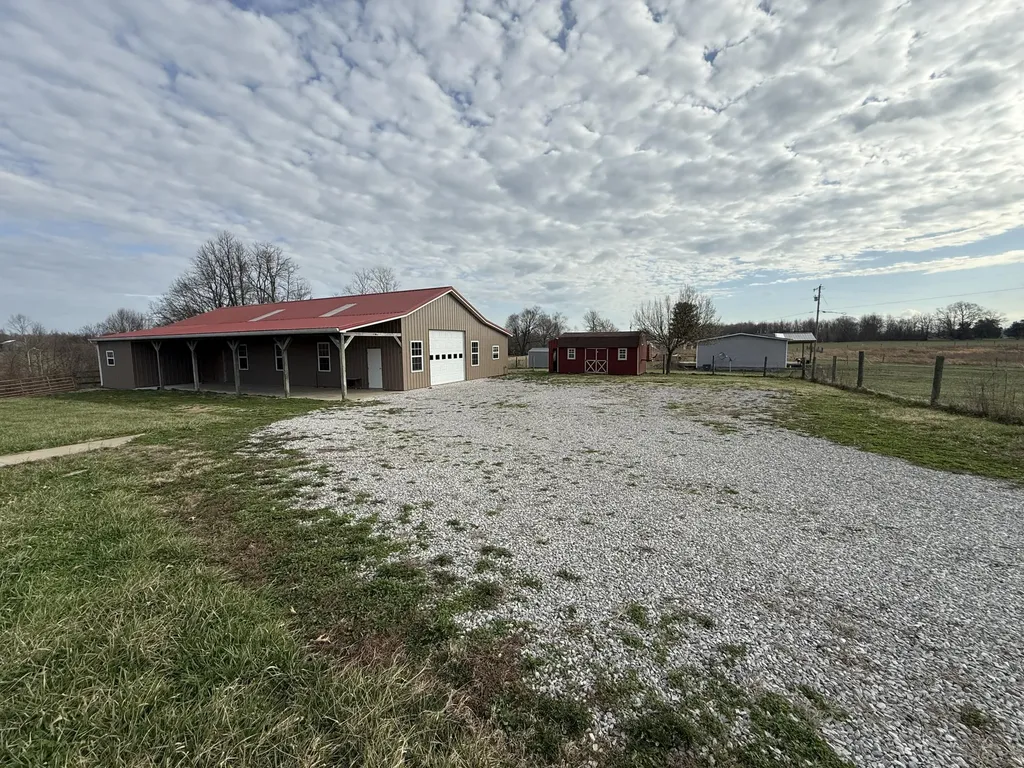 402 Allen Road Waynesburg KY 40489