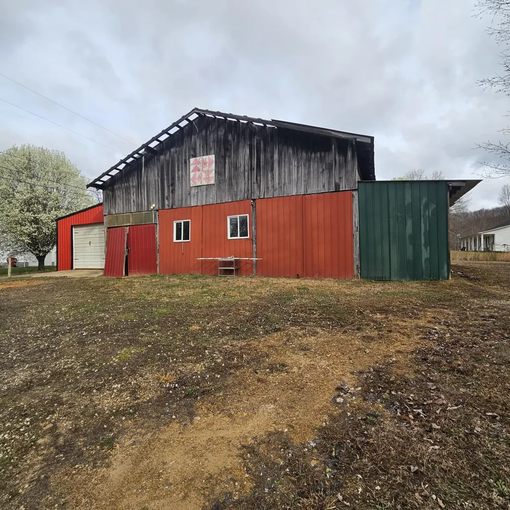 305 Poplar Hollow Road London KY 40744