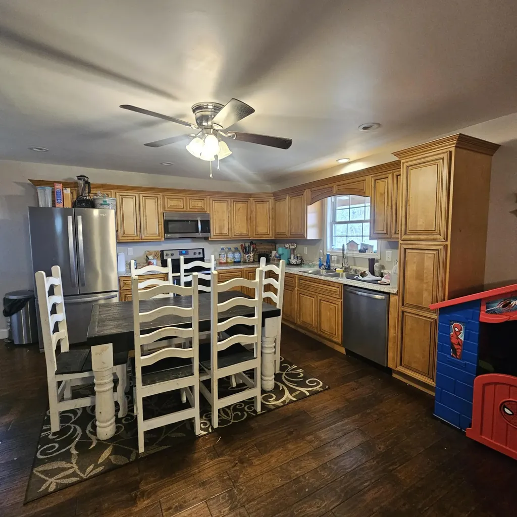 305 Poplar Hollow Road London KY 40744