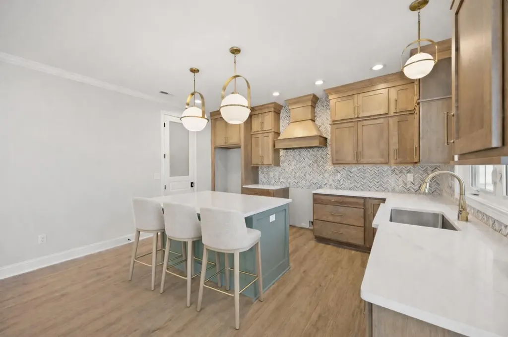 4109 Meadowlark Road Lexington KY 40509
