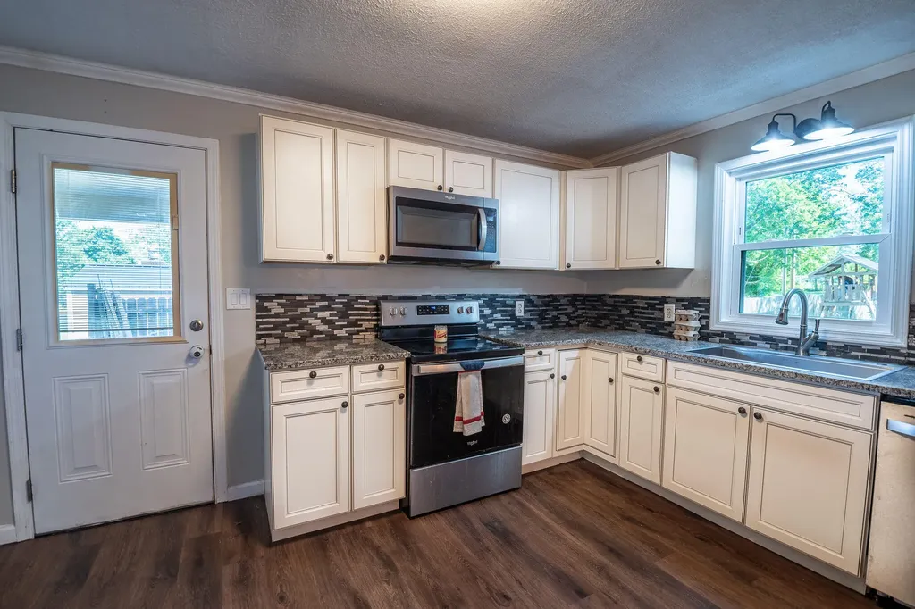 95 Lou Drive Stanford KY 40484