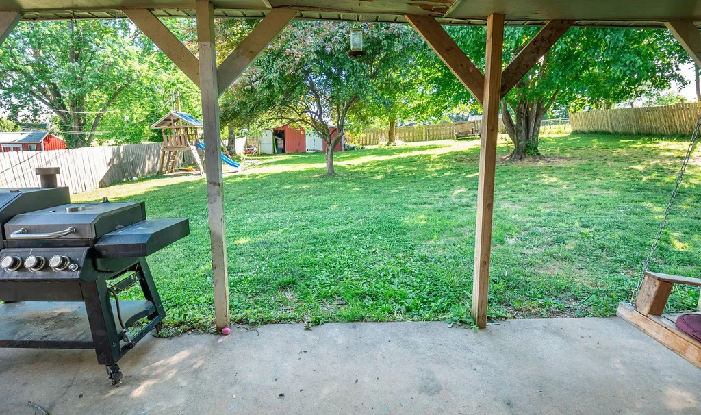 95 Lou Drive Stanford KY 40484