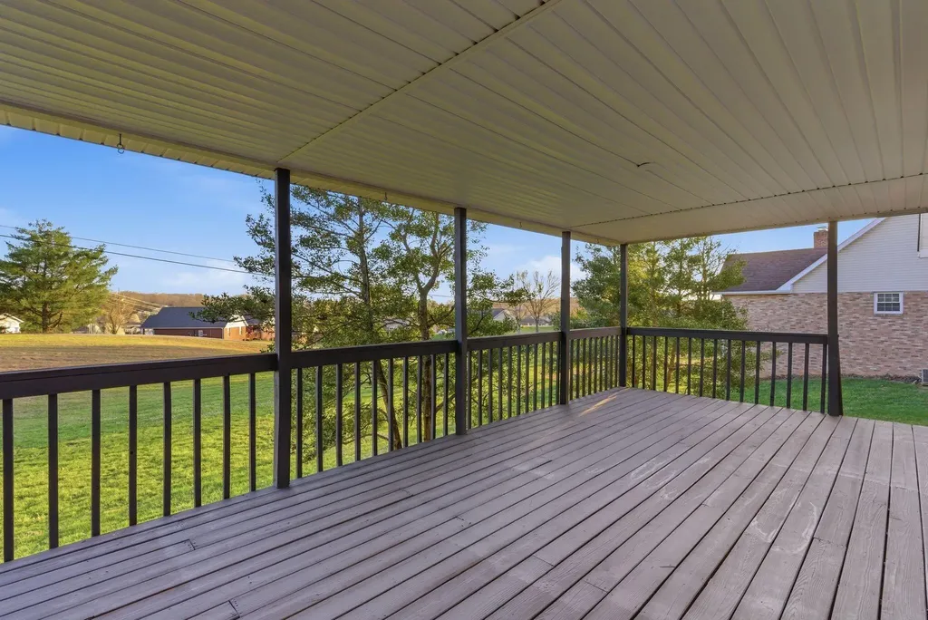 500 Natures Pointe Drive Somerset KY 42503
