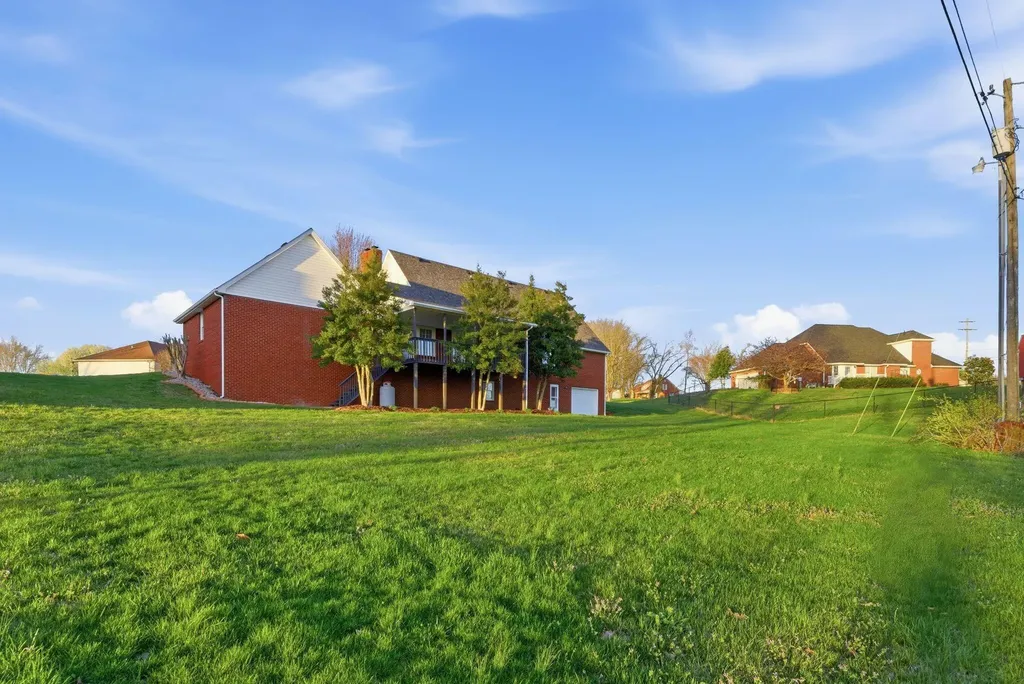 500 Natures Pointe Drive Somerset KY 42503