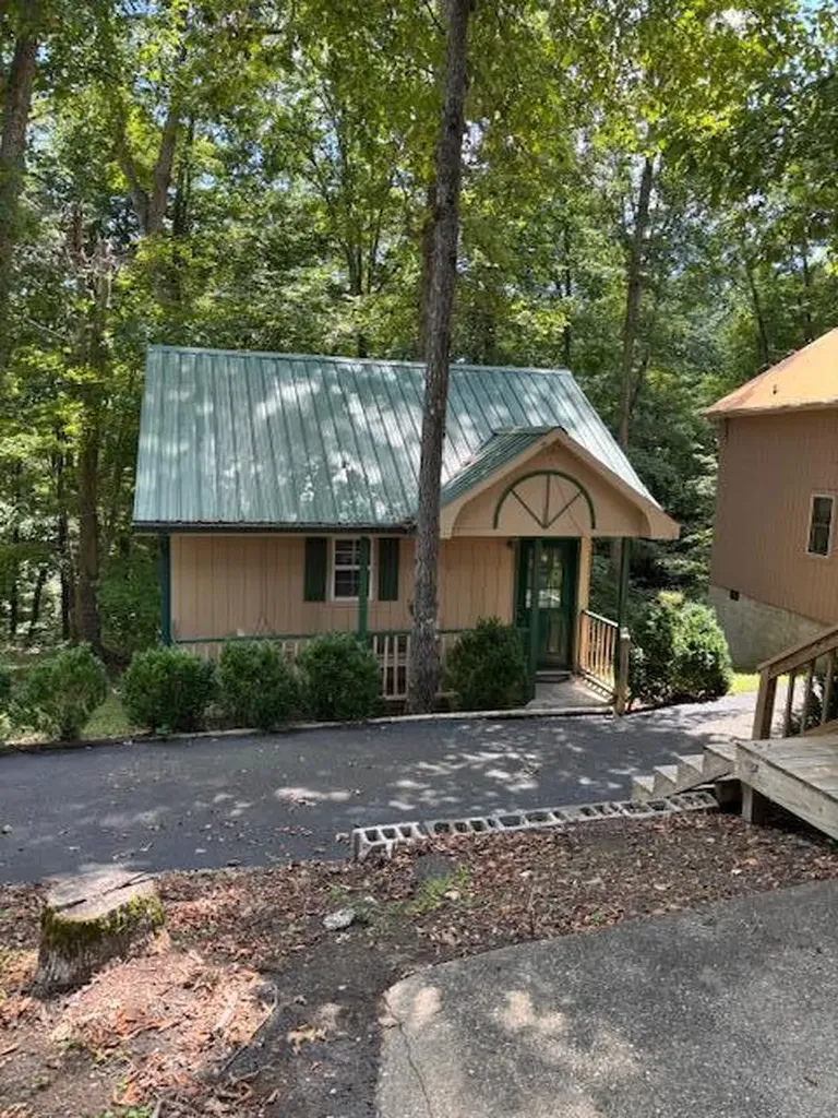1 Nelson Mill Road Jamestown KY 42629
