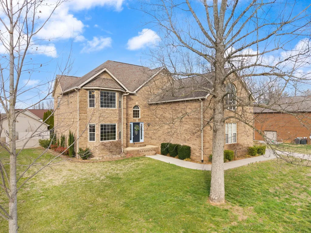 207 Lake Cliff Drive Somerset KY 42503
