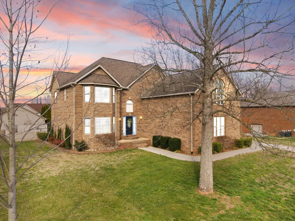 207 Lake Cliff Drive Somerset KY 42503