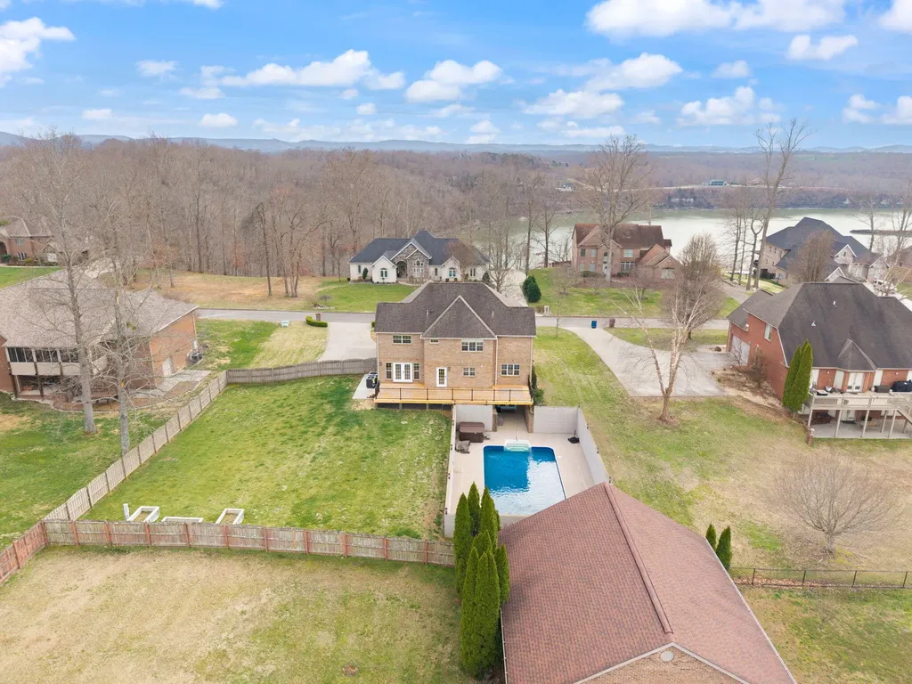 207 Lake Cliff Drive Somerset KY 42503