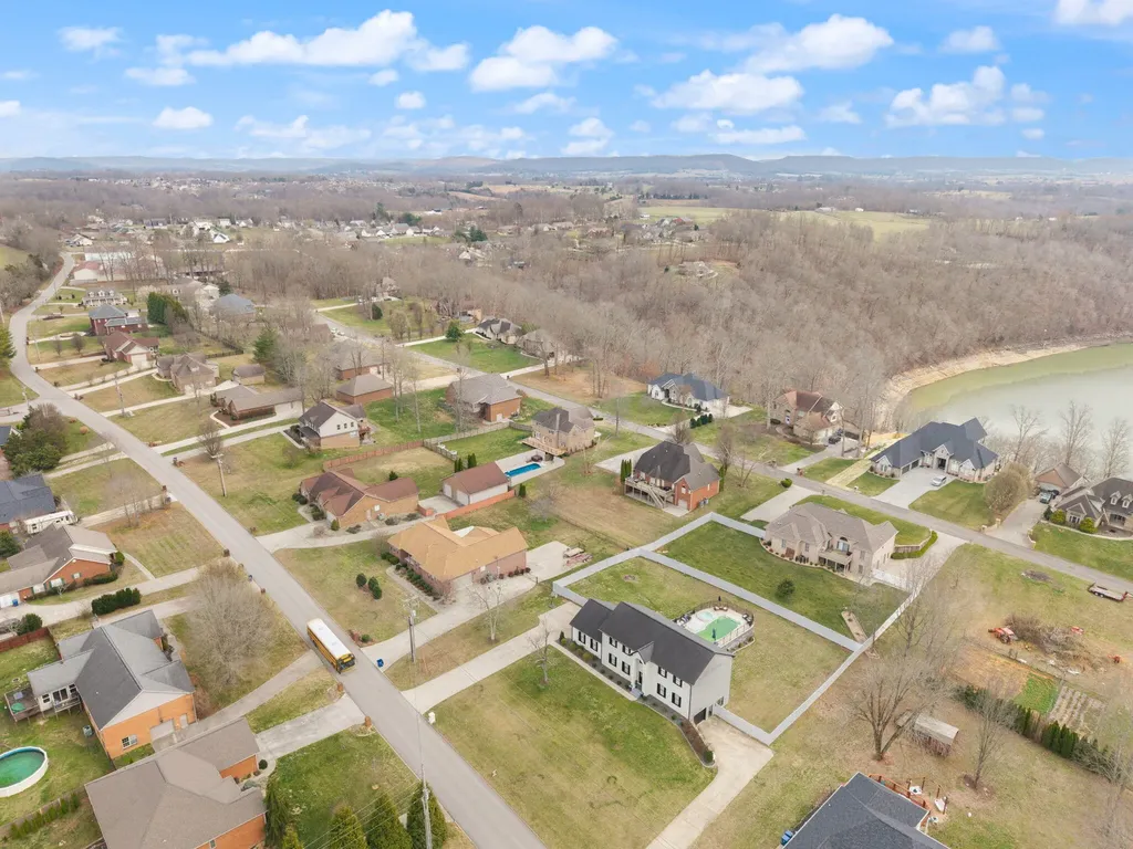 207 Lake Cliff Drive Somerset KY 42503