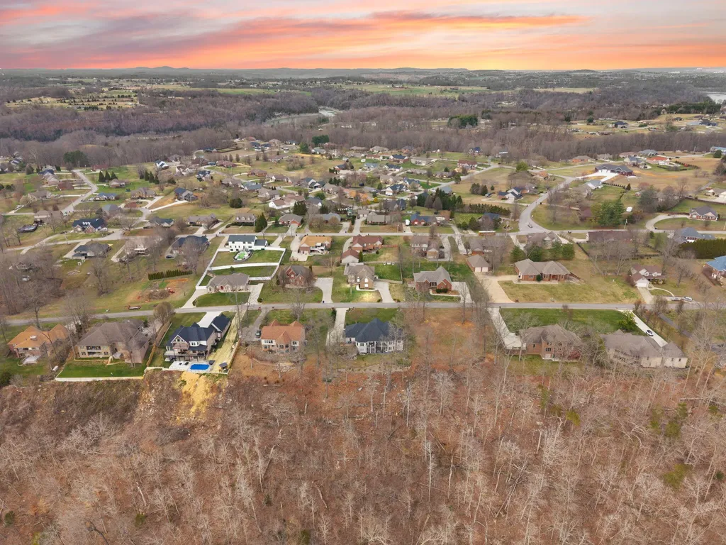 207 Lake Cliff Drive Somerset KY 42503