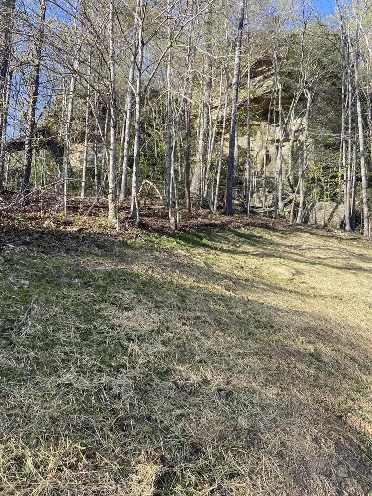 974 Cliffs Edge Road East Bernstadt KY 40729