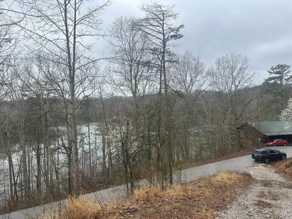 974 Cliffs Edge Road East Bernstadt KY 40729